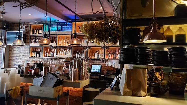 Bua Thai Ramen & Robata Grill