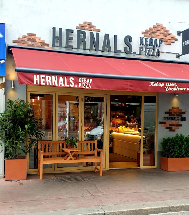 HERNALS. Kebap Pizza