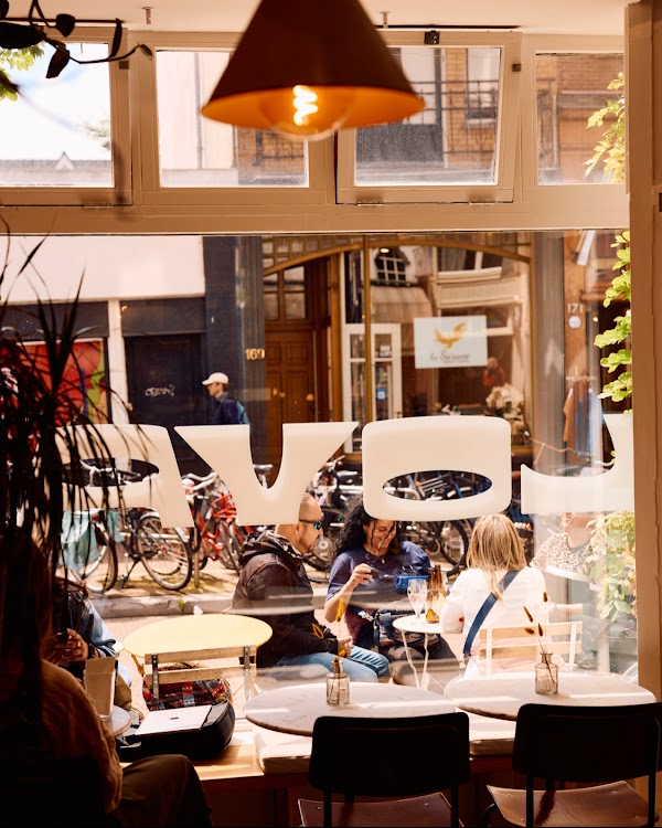 Lova - All Day Brunch & Breakfast
