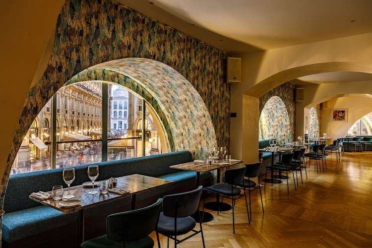 Vik Pellico Otto Restaurant