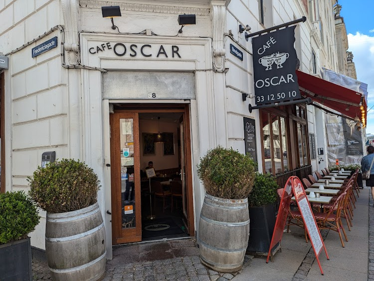 Cafe Oscar
