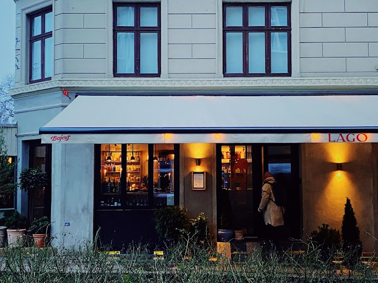 Lago ~ Restaurant & Vinbar