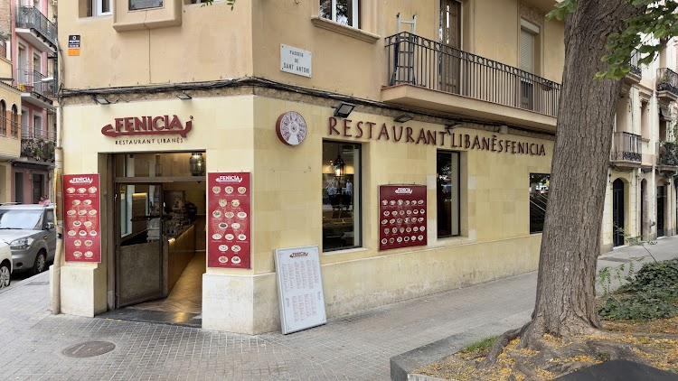 Fenícia, Restaurant Libanès