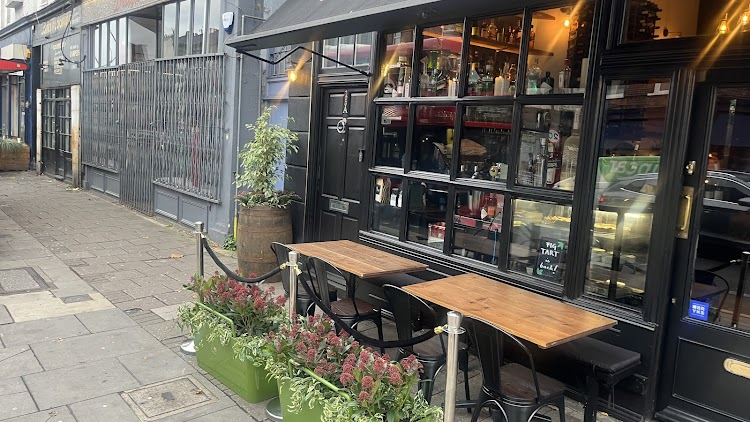 Urban Cafe & Bistro