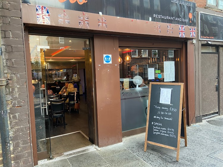 Mio Restaurant & Bar