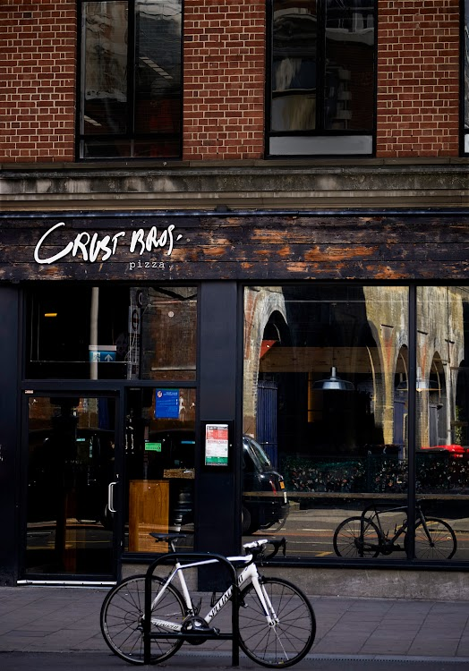 Crust Bros Restaurant Waterloo