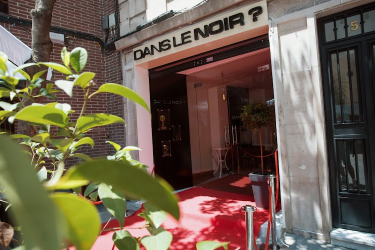 Dans le Noir ? Madrid - Cena a oscuras