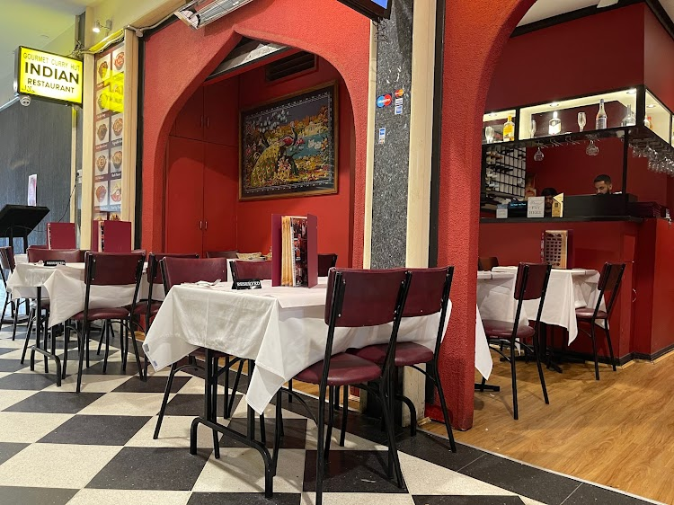 Gourmet Curry Hut