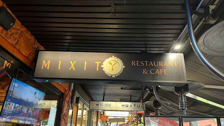 MIXITY Restaurant and Cafe