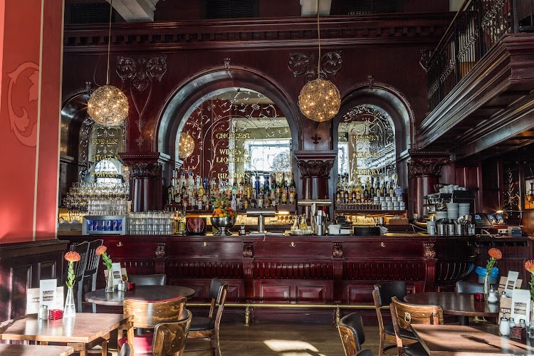 GRAND BAR - Restaurant | Bar | Lounge in Berlin-Mitte