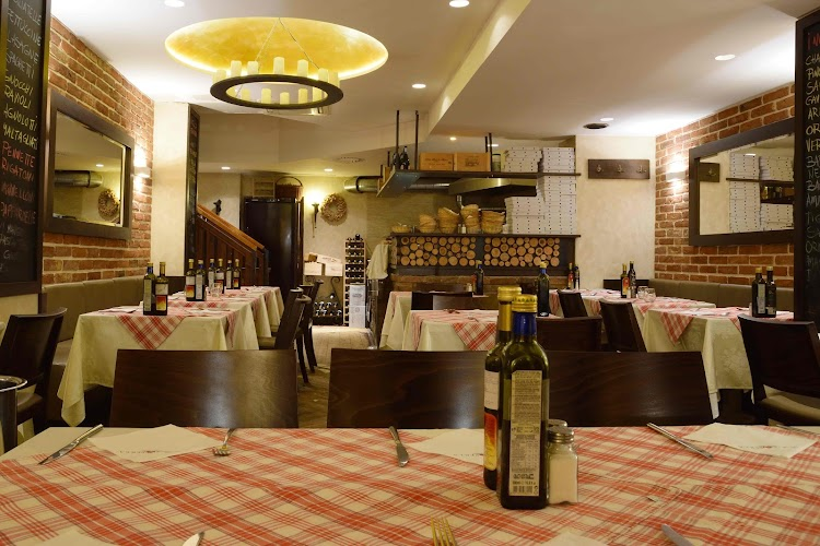 ‪La Piccola Perla‬